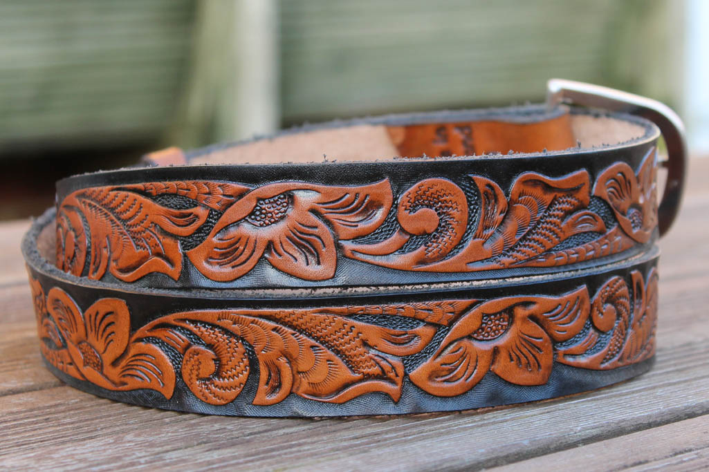 Hand carved leather belt - Floral pattern - Leatherwork by Brian Kerrigan
